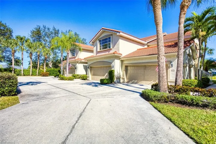 15110  Royal Windsor  LN, Fort Myers, FL 33919