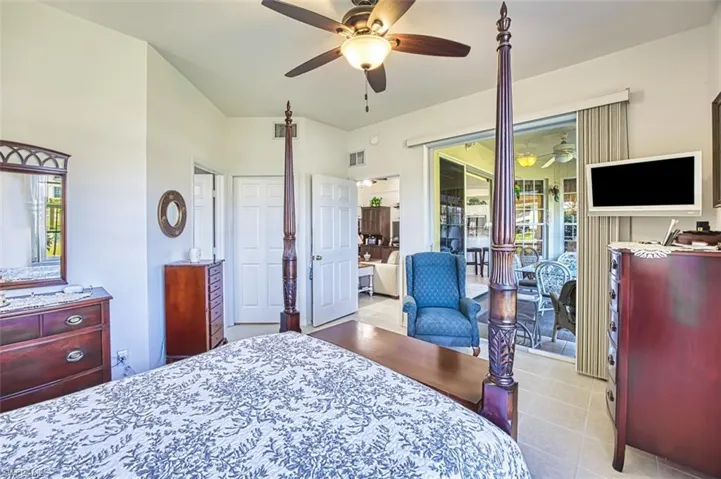 15110  Royal Windsor  LN, Fort Myers, FL 33919