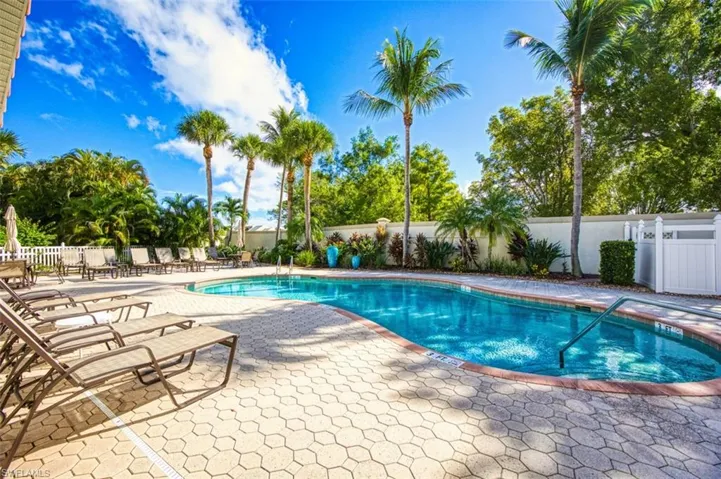 15110  Royal Windsor  LN, Fort Myers, FL 33919