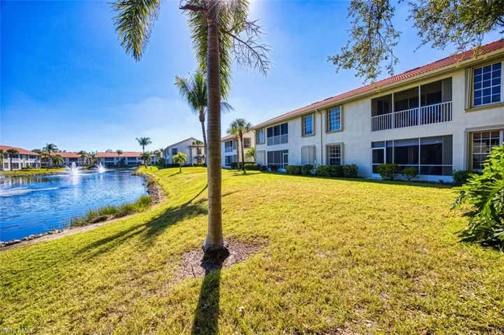15110  Royal Windsor  LN, Fort Myers, FL 33919