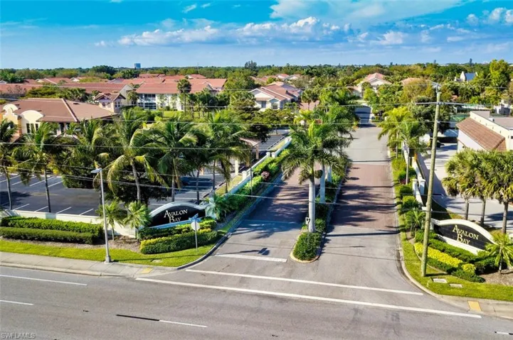 15110  Royal Windsor  LN, Fort Myers, FL 33919