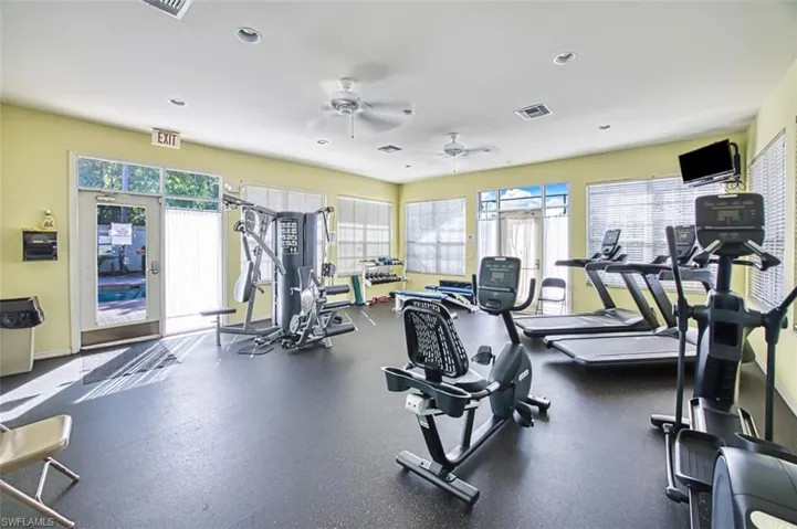 15110  Royal Windsor  LN, Fort Myers, FL 33919