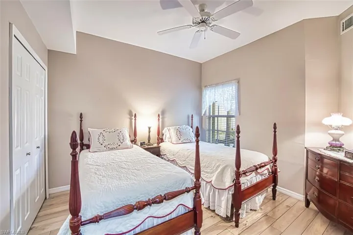 15110  Royal Windsor  LN, Fort Myers, FL 33919