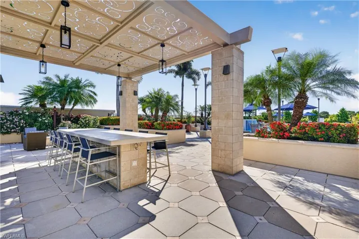 9115  Strada  PL, Naples, FL 34108