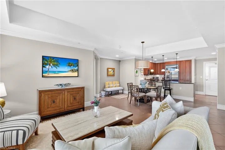 9115  Strada  PL, Naples, FL 34108