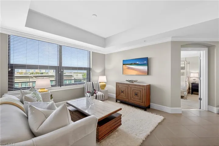 9115  Strada  PL, Naples, FL 34108