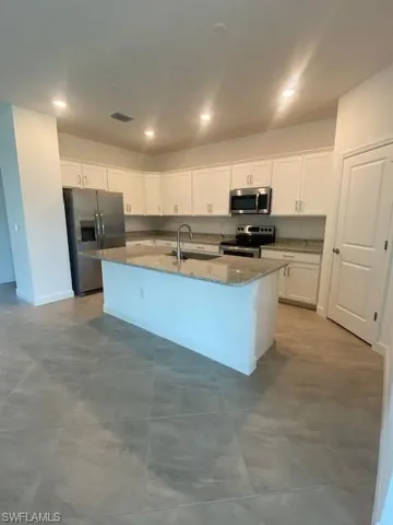 11211 Timber Creek Dr, Fort Myers, Florida 33913