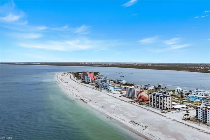 538 Estero Blvd 304, Fort Myers Beach, Florida 33931