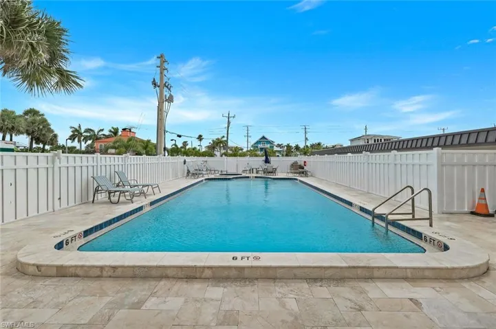 538 Estero Blvd 304, Fort Myers Beach, Florida 33931