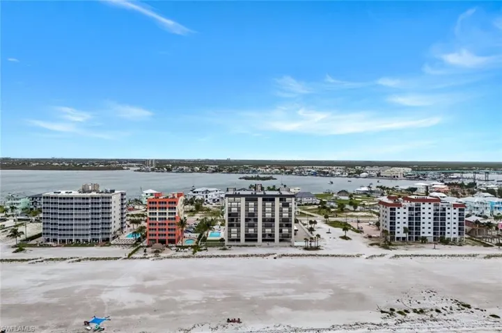 538 Estero Blvd 304, Fort Myers Beach, Florida 33931