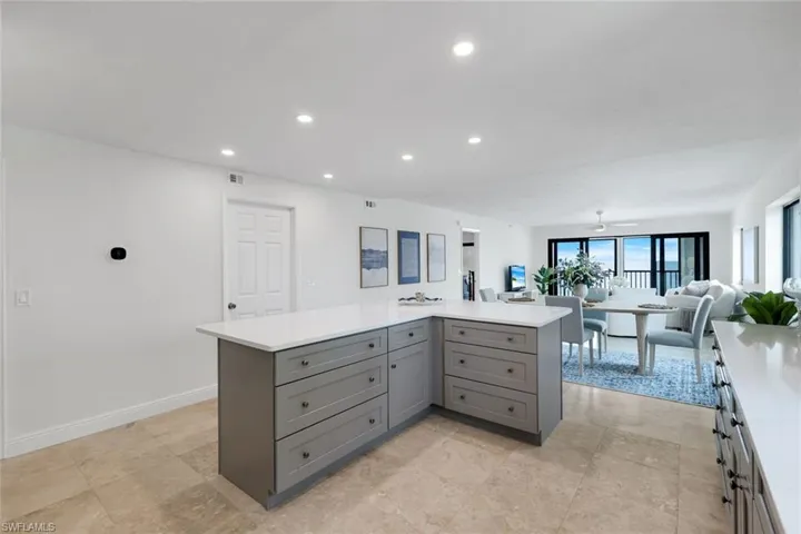 538 Estero Blvd 304, Fort Myers Beach, Florida 33931