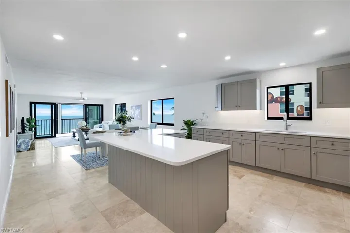 538 Estero Blvd 304, Fort Myers Beach, Florida 33931
