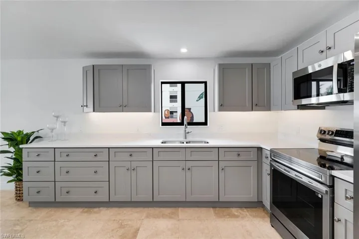 538 Estero Blvd 304, Fort Myers Beach, Florida 33931