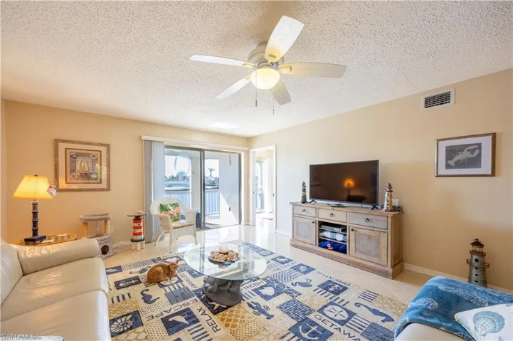 304 Tudor Dr 7, Cape Coral, Florida 33904
