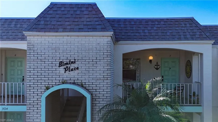 304 Tudor Dr 7, Cape Coral, Florida 33904