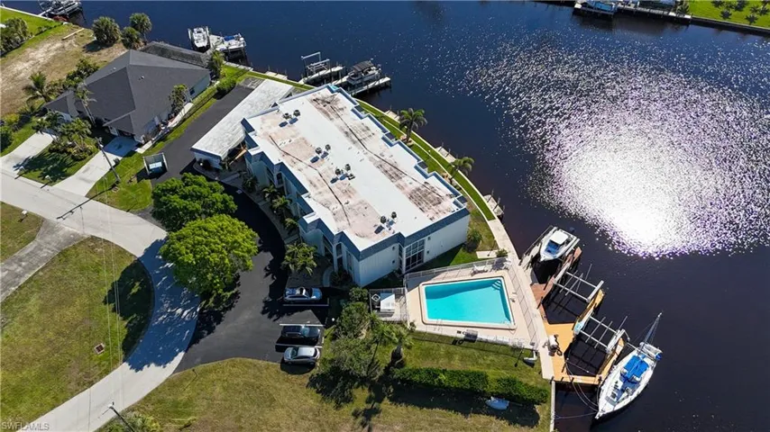 304 Tudor Dr 7, Cape Coral, Florida 33904