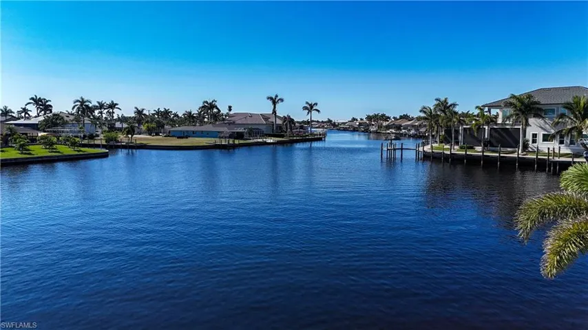 304 Tudor Dr 7, Cape Coral, Florida 33904