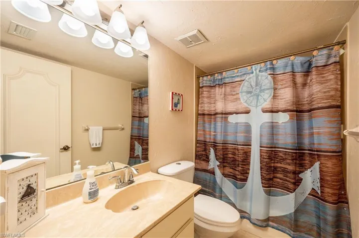 304 Tudor Dr 7, Cape Coral, Florida 33904