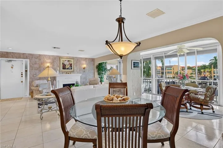 4025 19th Pl 209, Cape Coral, Florida 33904