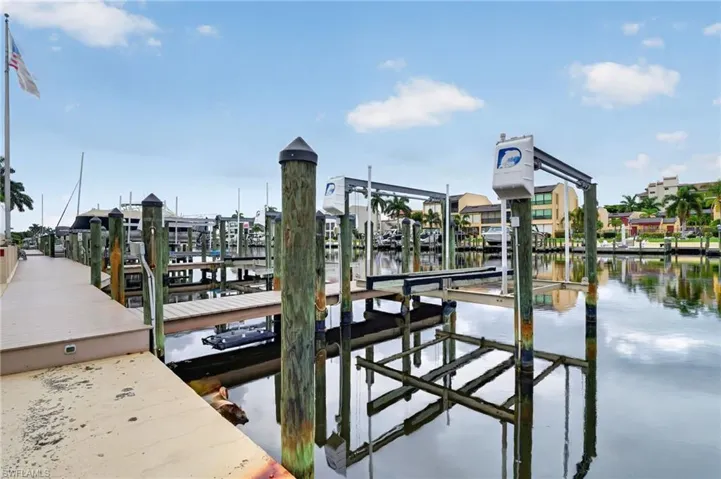 4025 19th Pl 209, Cape Coral, Florida 33904