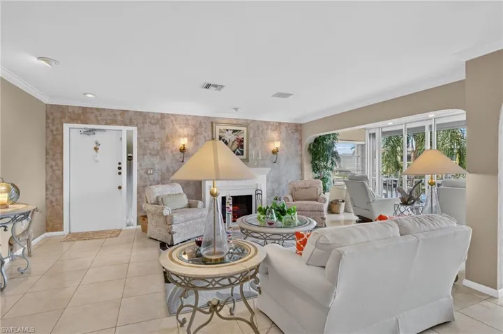 4025 19th Pl 209, Cape Coral, Florida 33904