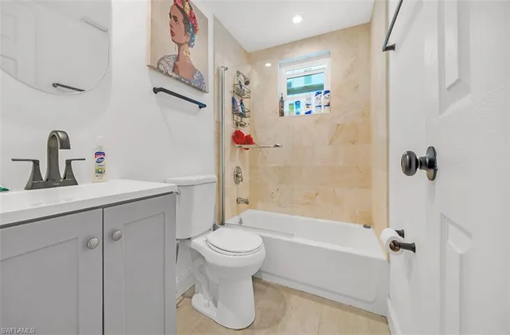 27237 Rio Vista Circle, Bonita Springs, Florida 34135