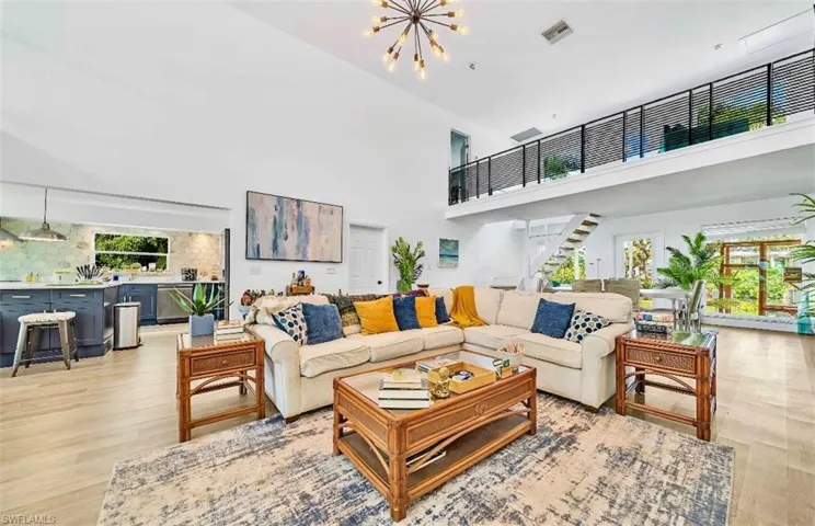 27237 Rio Vista Circle, Bonita Springs, Florida 34135