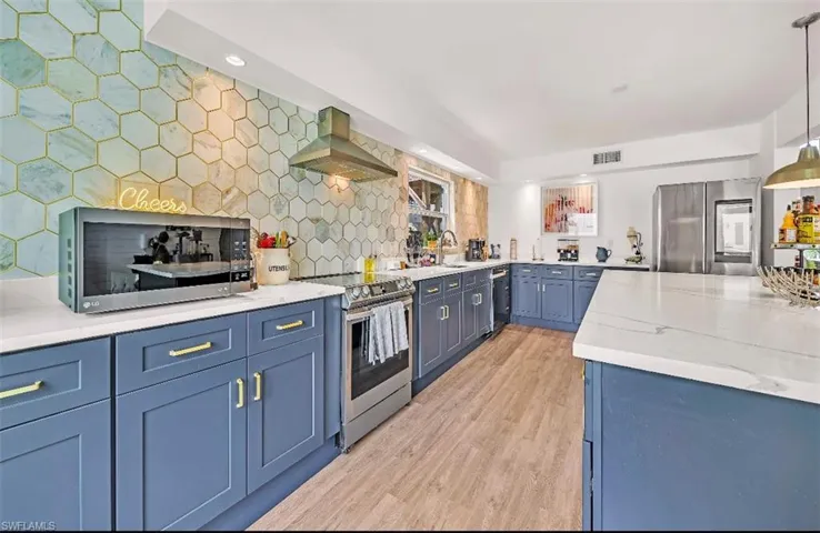 27237 Rio Vista Circle, Bonita Springs, Florida 34135