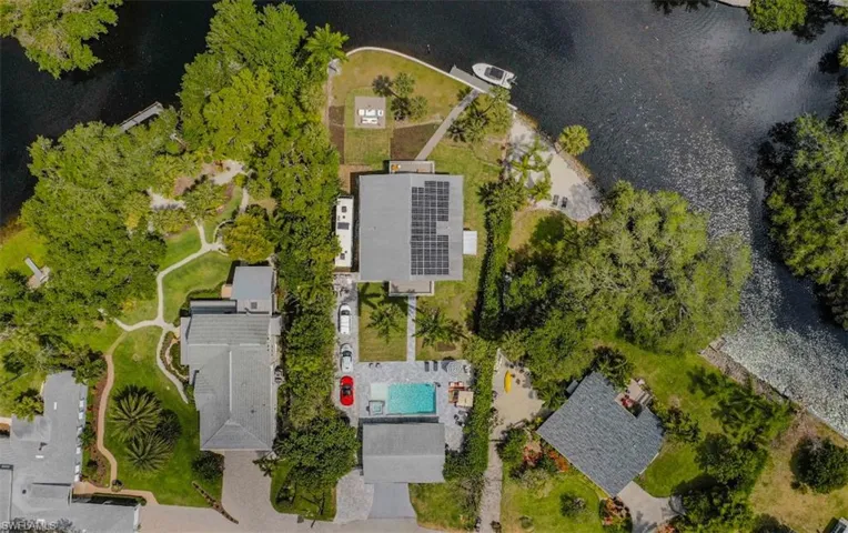 27237 Rio Vista Circle, Bonita Springs, Florida 34135