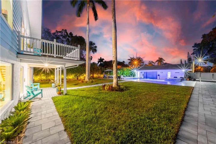 27237 Rio Vista Circle, Bonita Springs, Florida 34135
