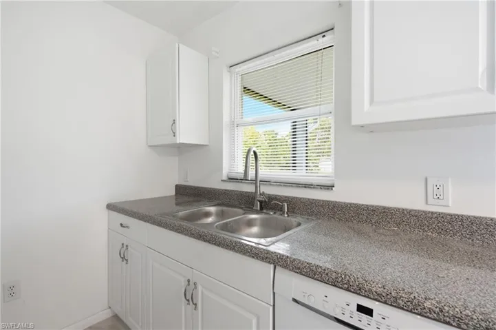 5160 31st Ave Sw, Naples, Florida 34116