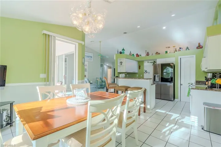 1945 Crown Pointe Blvd, Naples, Florida 34112
