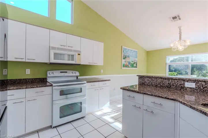 1945 Crown Pointe Blvd, Naples, Florida 34112