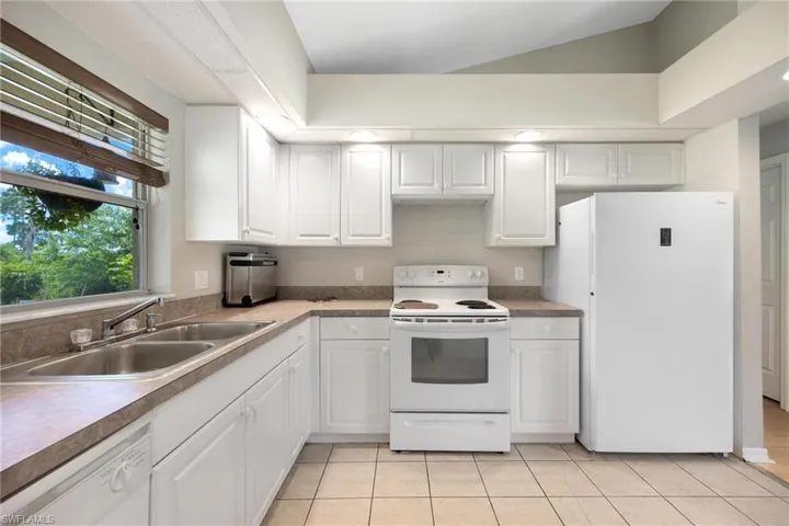 1034 Albion St, Lehigh Acres Fl 33974