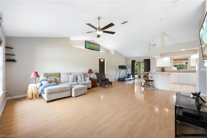 1034 Albion St, Lehigh Acres Fl 33974