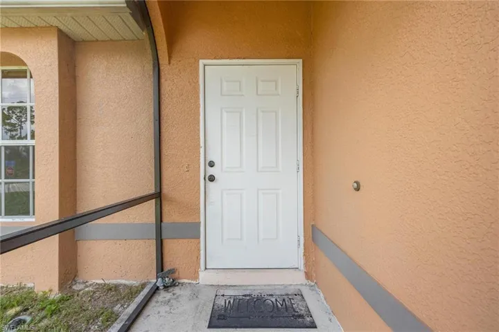 1034 Albion St, Lehigh Acres Fl 33974
