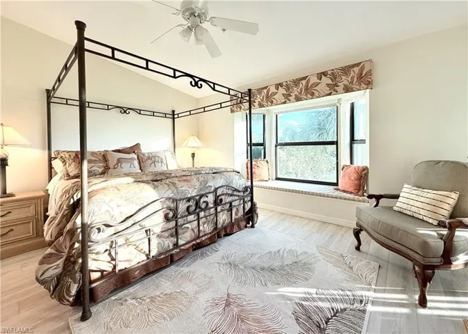 Spacious Primary Bedroom With Window Seat