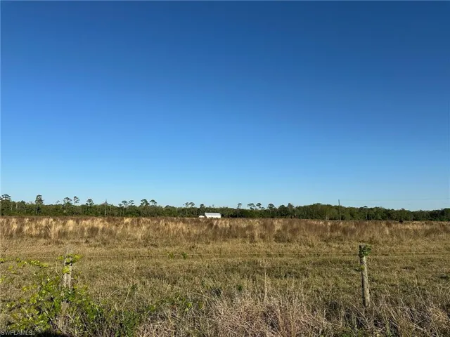 Secretariat Dr, Labelle, Florida 33935