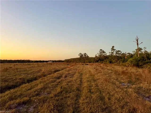 Secretariat Dr, Labelle, Florida 33935