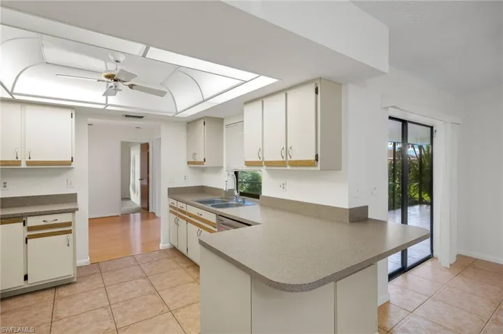 3824 Se 7th Ave, Cape Coral Fl 33904