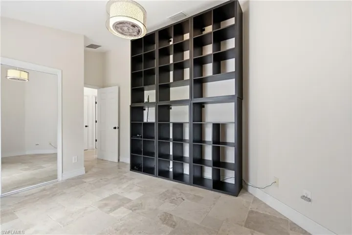 3021 14th Ave Se, Naples, Florida 34117
