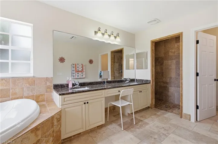 3021 14th Ave Se, Naples, Florida 34117