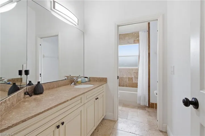 3021 14th Ave Se, Naples, Florida 34117