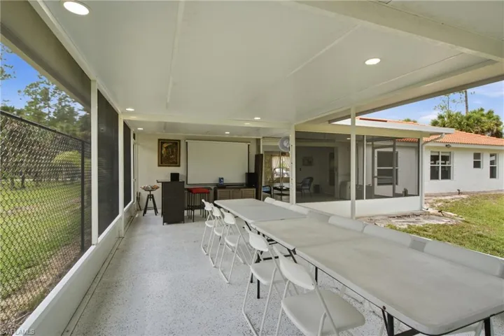 3021 14th Ave Se, Naples, Florida 34117