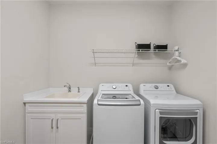 11671 Solano Dr, Fort Myers, Florida 33966