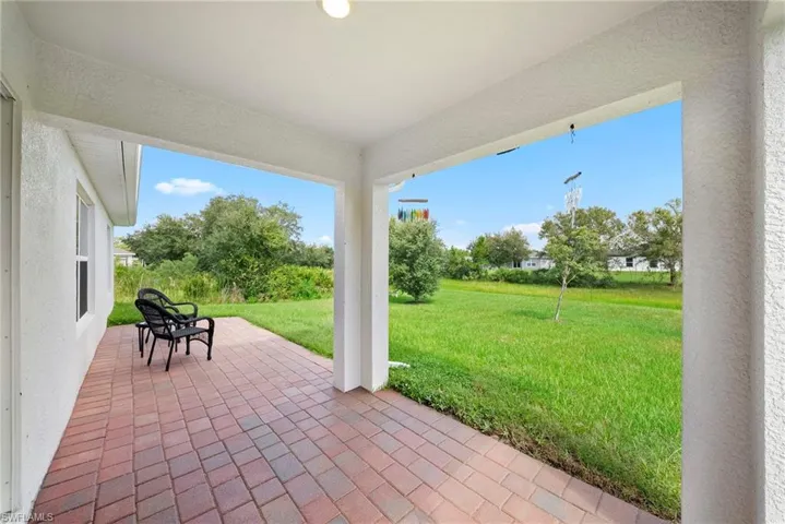 544 Woodview Dr, Lehigh Acres, Florida 33972
