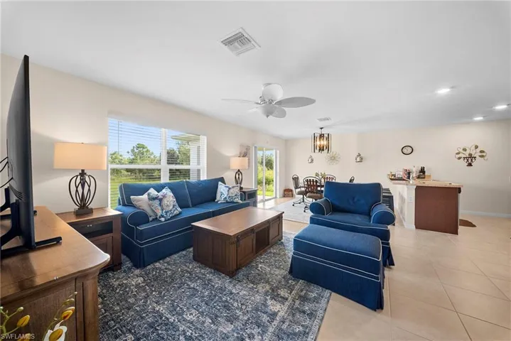 544 Woodview Dr, Lehigh Acres, Florida 33972
