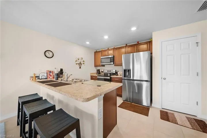 544 Woodview Dr, Lehigh Acres, Florida 33972