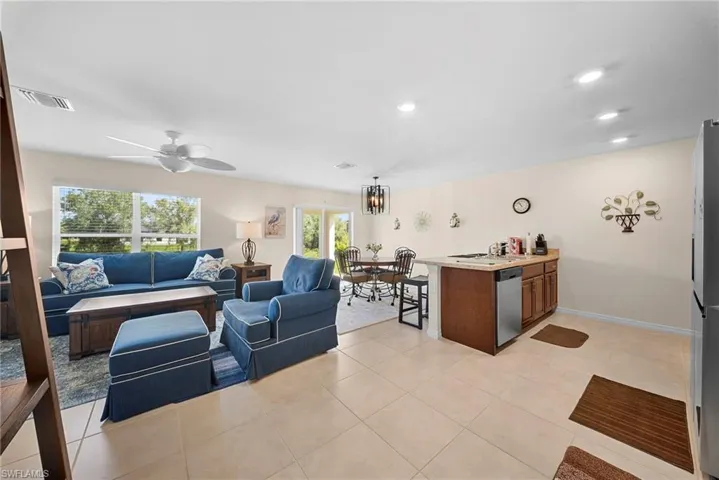 544 Woodview Dr, Lehigh Acres, Florida 33972