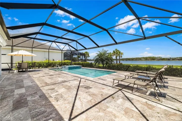 13556 Blue Bay Cir, Fort Myers, Florida 33913